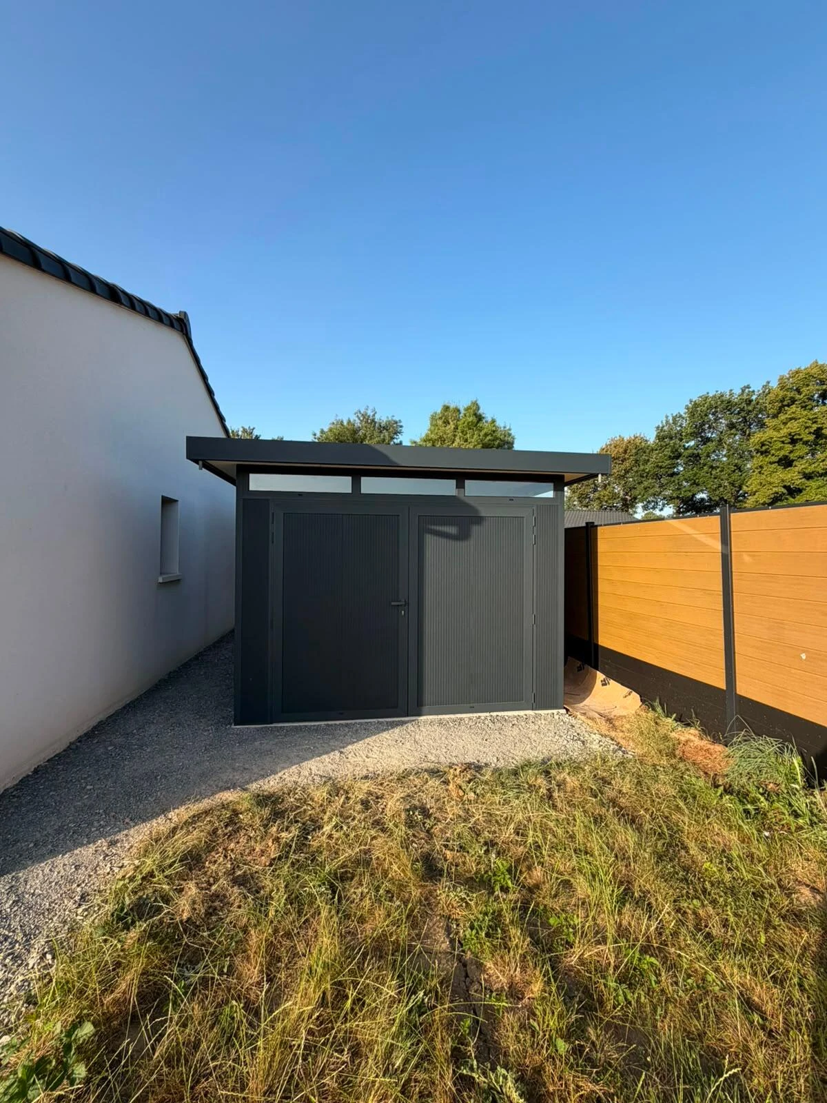 Abris de jardin en aluminium toit plat