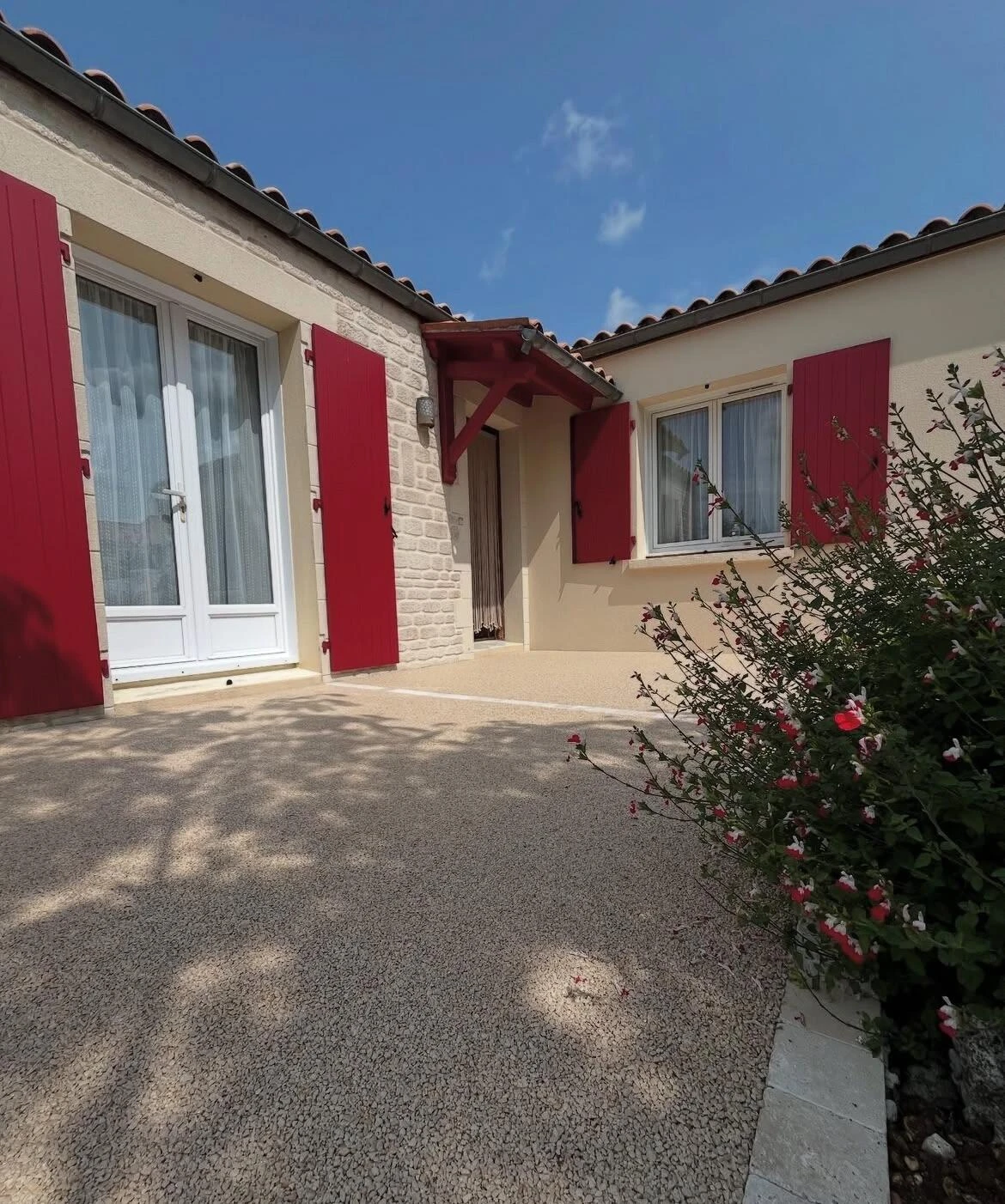Entrée de maison en Hydrostar beige