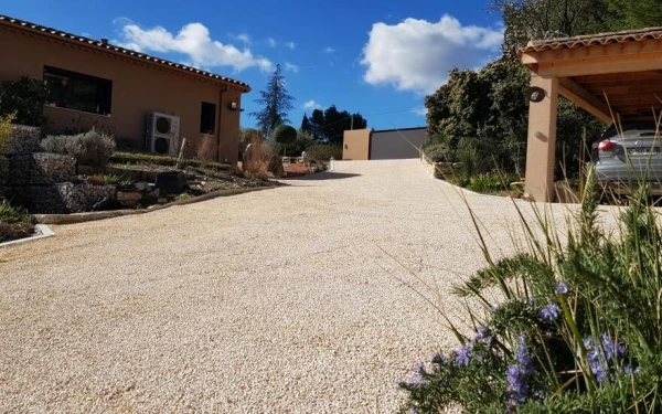 Allée de garage en Alvéostar®