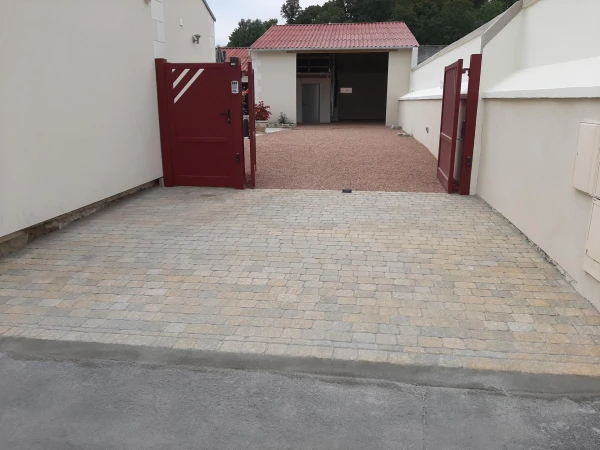 Allée de garage en Alvéostar® et pavage