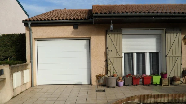 Allée de garage en béton decoratif