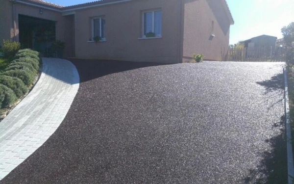 Allée de garage en Stardraine® et Pavé La Couture®
