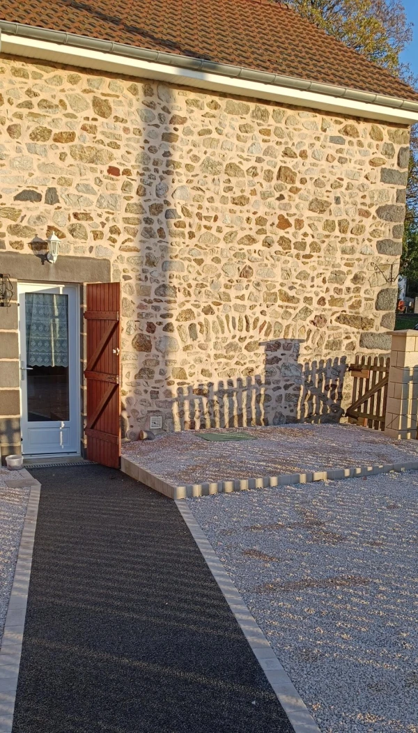 Allée piétonne en Alvéostar® et Minéralstar ®