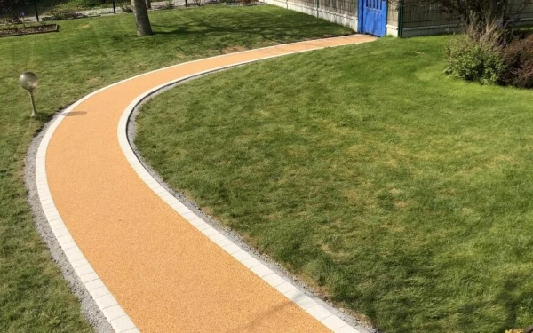 Allée piétonne en Hydrostar®