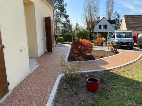 Allée piétonne en Hydrostar corail
