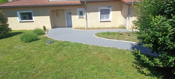 Allée piétonne en Hydrostar gris perle
