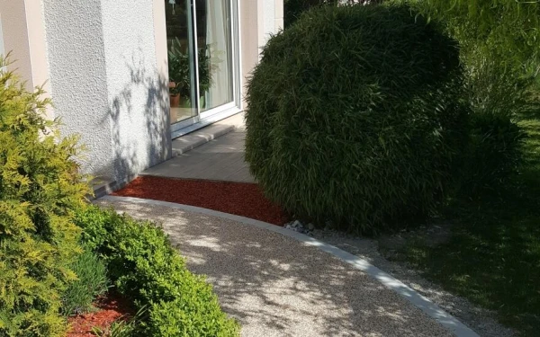 Allée piétonne en Minéralstar® - Entreprise Champallée