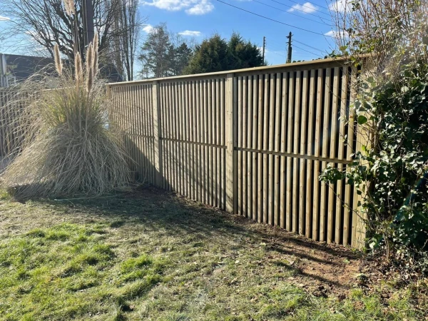 Clôture en bois