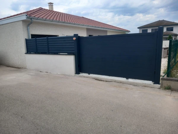 Clôture Pannecier'Easy en aluminium + Portail aluminium DoMai'N Colmont