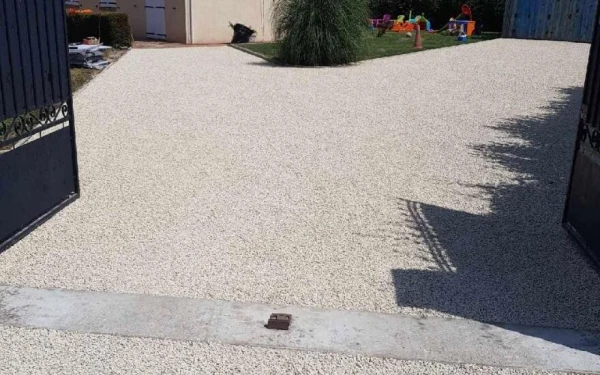 Cour en Alvéostar®