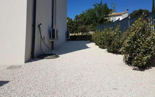 Cour en Alvéostar®