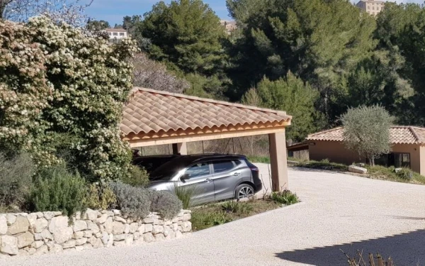 Cour en Alvéostar®