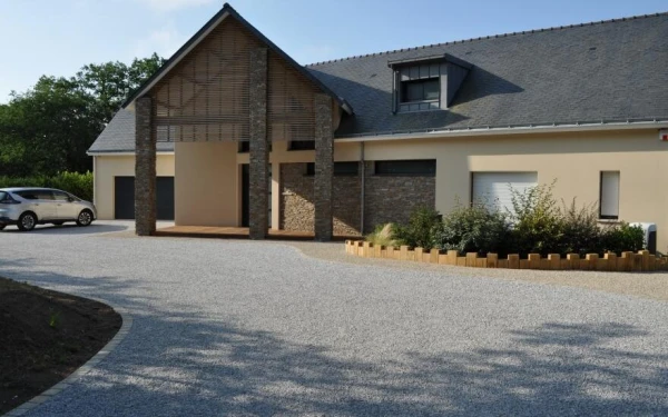 Cour en Alvéostar®