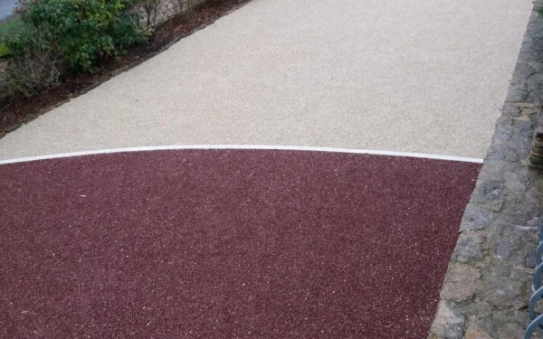 Cour en Alvéostar®