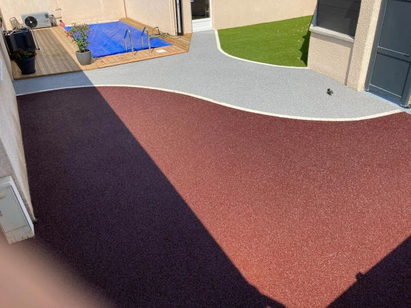 Cour en Dm green®, Hydrostar® et Stardraine®