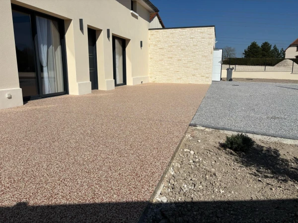 Cour en Gravistar® et Hydrostar®