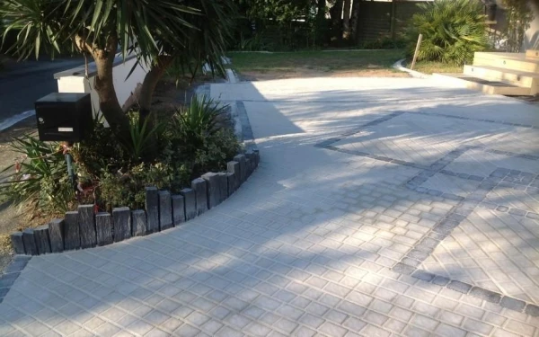 Cour en pavé La Couture®