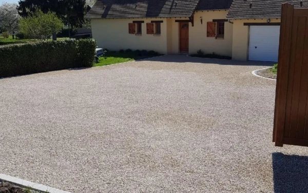 Entrée de maison en Alvéostar®
