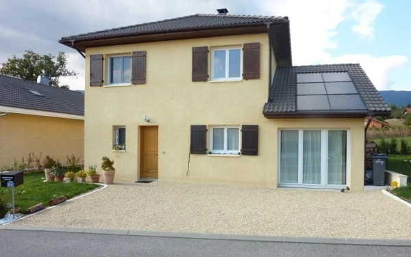 Entrée de maison en Alvéostar®