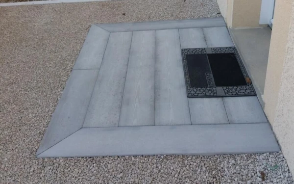 Entrée de maison en Boibé®