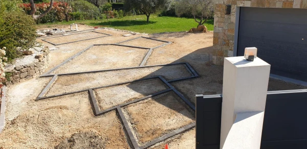 Entrée de maison en Hydrostar® et Pavé la couture®