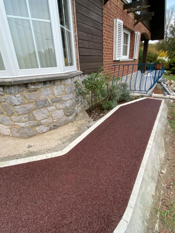 Entrée de maison en Pavé la couture® et Stardraine®