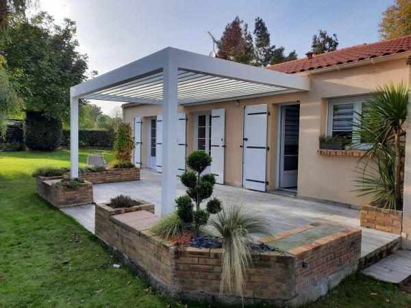 Pergola adossée Bioclimatique Classic'