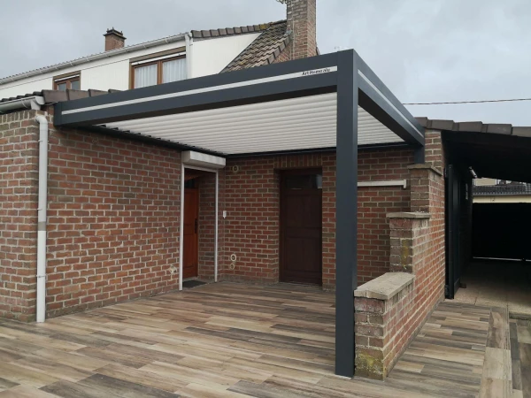 Pergola bioclimatique