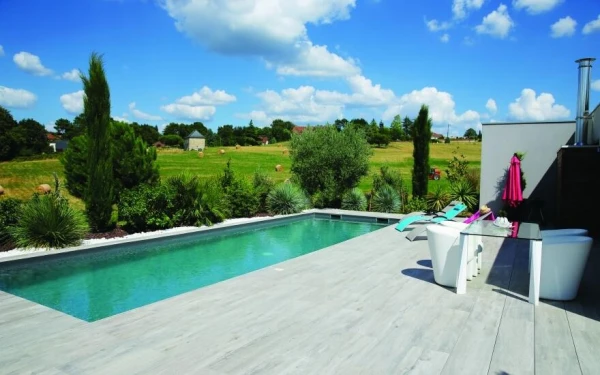 Plage de piscine en grès cérame