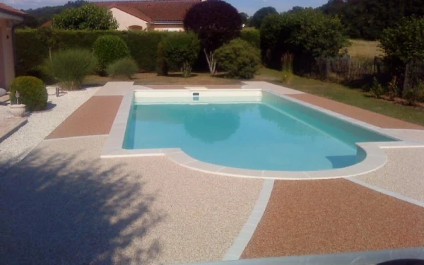Plage de piscine en Hydrostar®