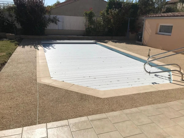 Plage de piscine en Minéralstar ®