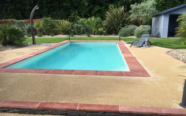 Plage de piscine en Minéralstar®