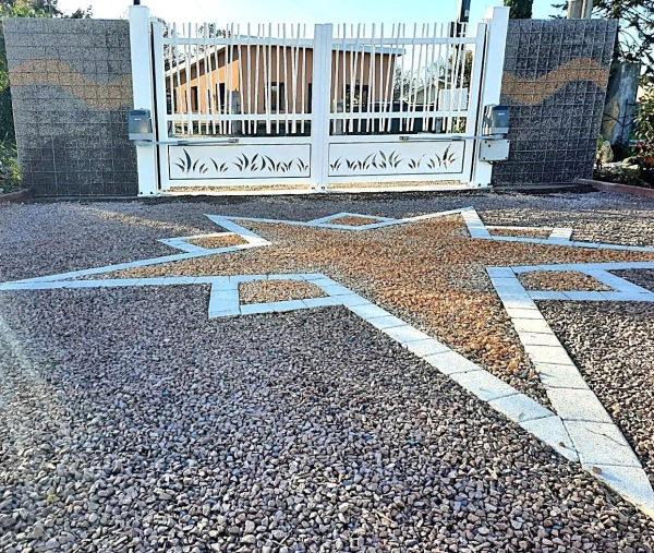 Portail Authentique Natural IVB + Clôture Gabion