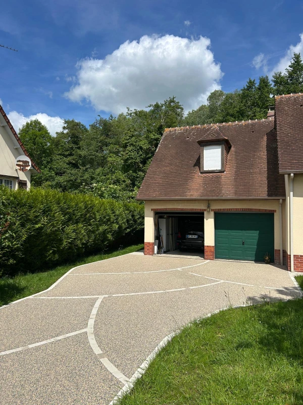 Rénovation d'une cour en Hydrostar
