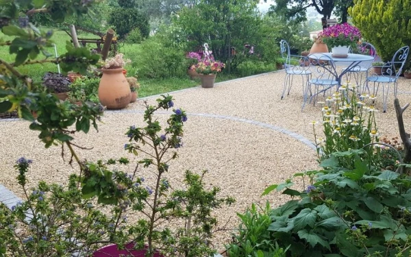 Terrasse en Alévostar® et Pavage - Entreprise Allées progressives