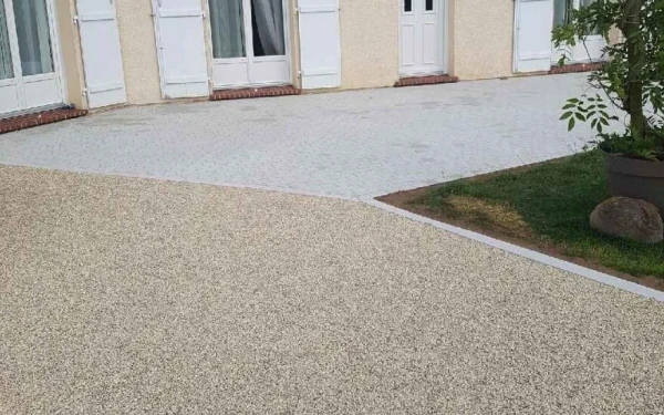 Terrasse en Alvéostar® et pavage