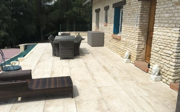 Terrasse en dallage - Entreprise Rammelaere