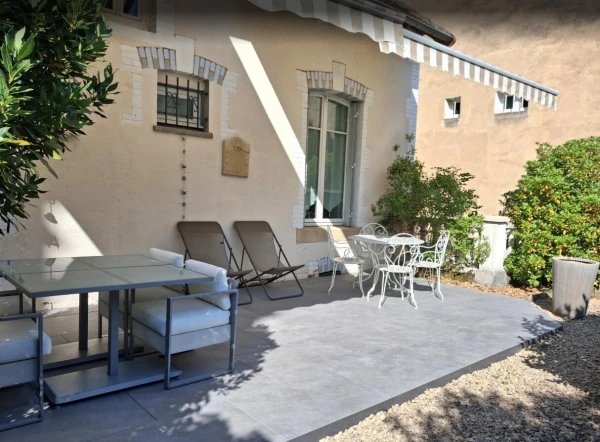 Terrasse en Dallage sur plot Grés Cérame — photo 2