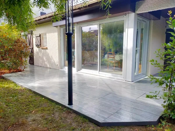 Terrasse en dallage sur plots