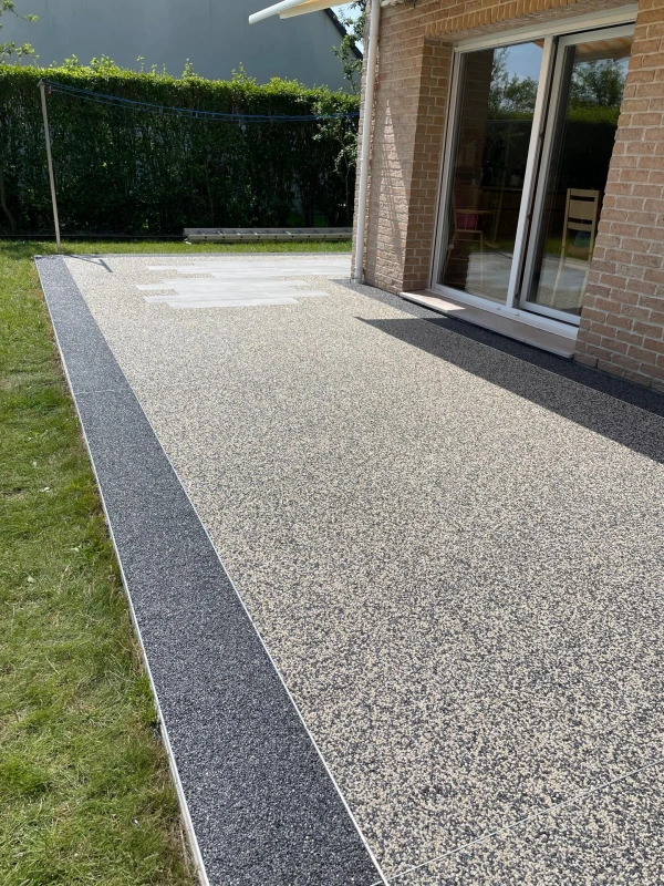 Terrasse en grès cérame et Hydrostar®
