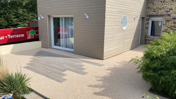 Terrasse en grès cérame et Hydrostar®