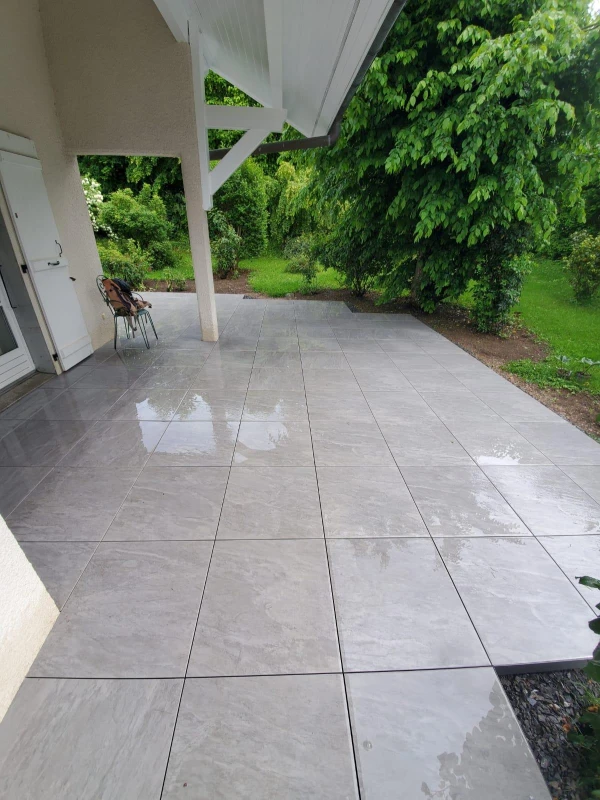 Terrasse en Grès Cérame sur plots