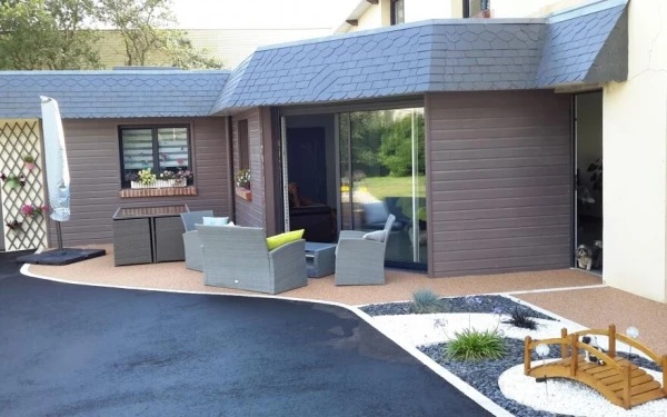 Terrasse en Hydrostar® enrobé noir à chaud