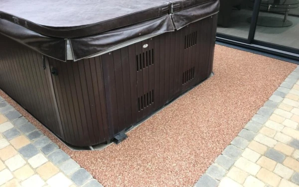 Terrasse en Hydrostar® et pavage