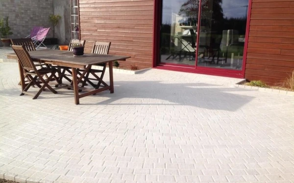Terrasse en pavé La Couture®