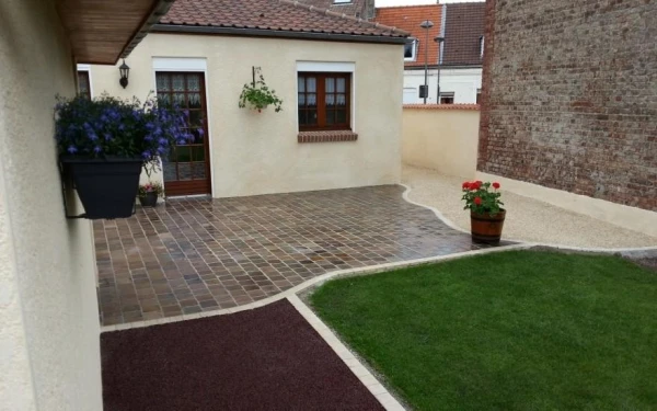 Terrasse en Stardraine et Pavé La Couture